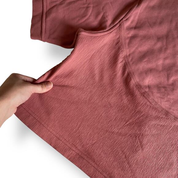 Lululemon Athletica Cotton French‎ Terry Swift Tee Womens Size 8 in Brier Rose - Picture 6 of 6